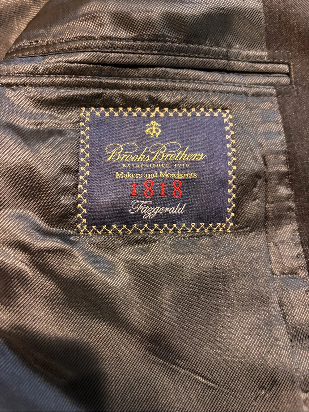 Men's Brooks Brothers “Fitzgerald” 2 piece suit. NWOT 40R x 32W.